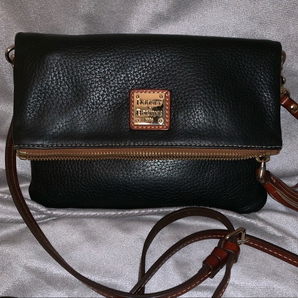 ❌❌SOLD❌❌Dooney & Bourke Crossbody - Picture 1 of 7